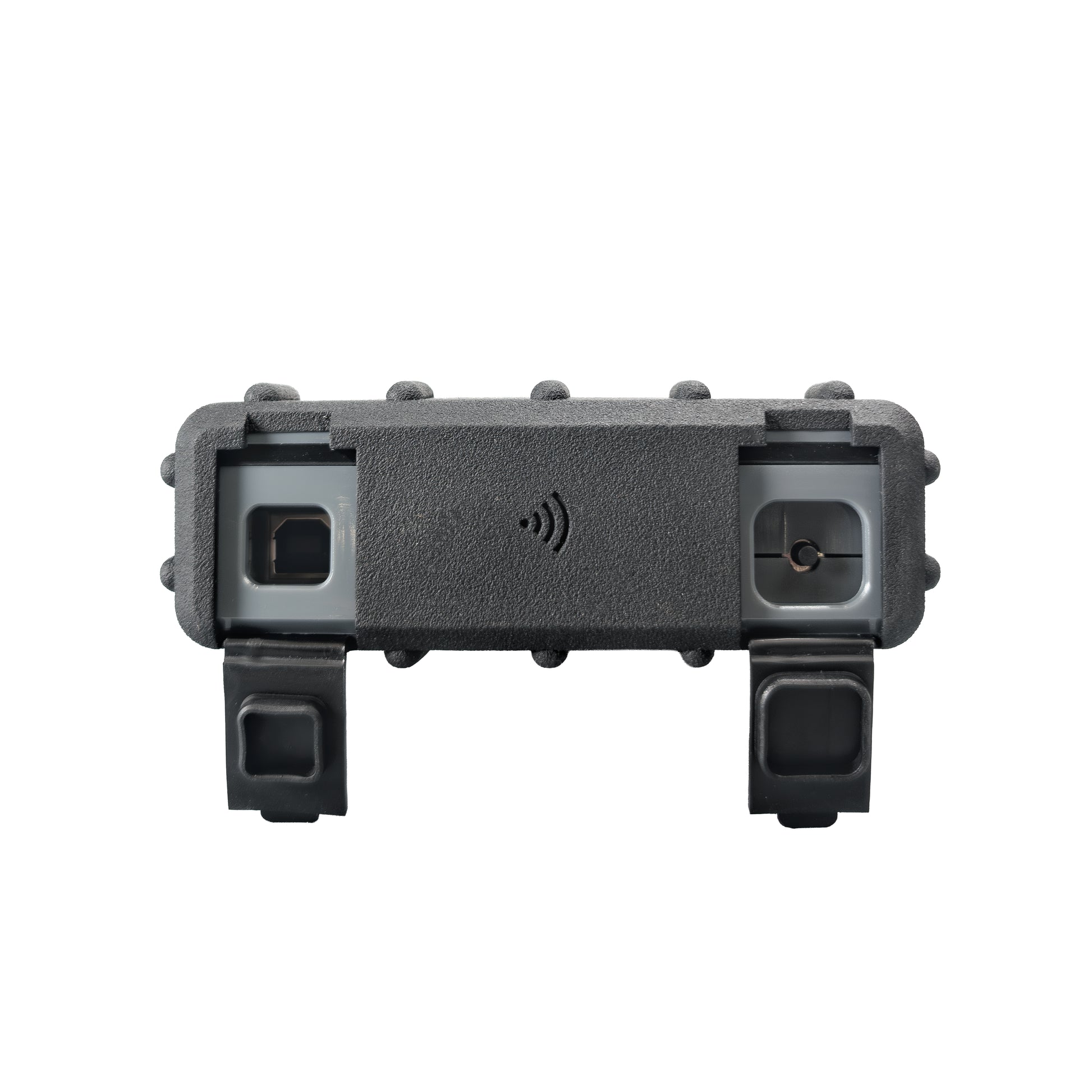 Bottom of the Nissan VI3 with USB connector and reset button.